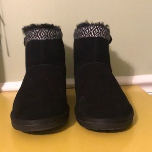 Minnetonka booties